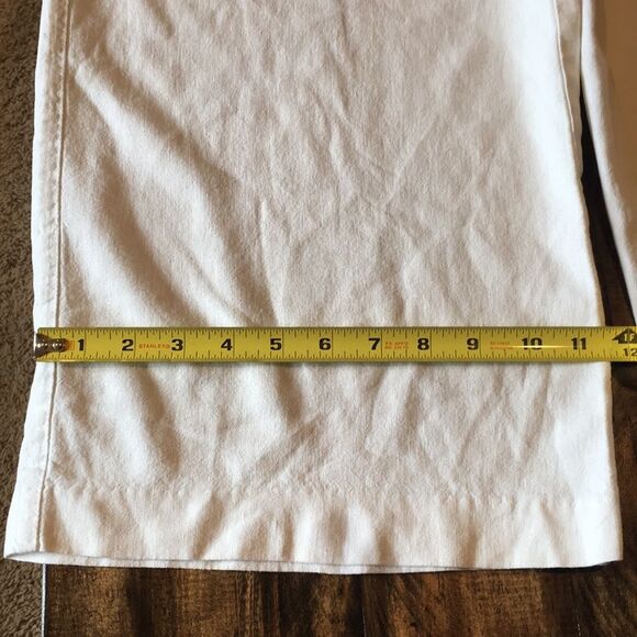 Maurice’s White Gaucho Capris Size 11/12 - Picture 3 of 8